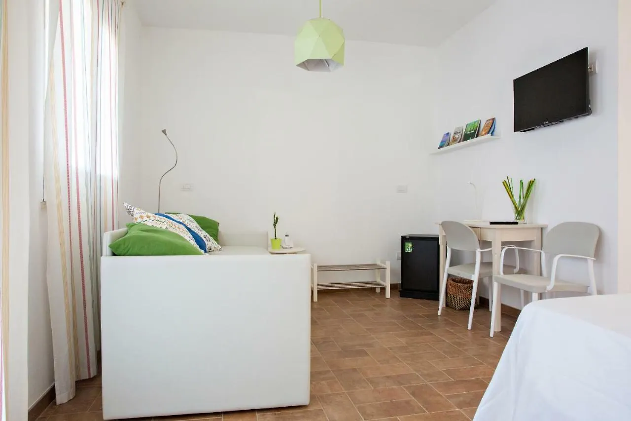 Hotel Uliwood Caltanissetta 0*,